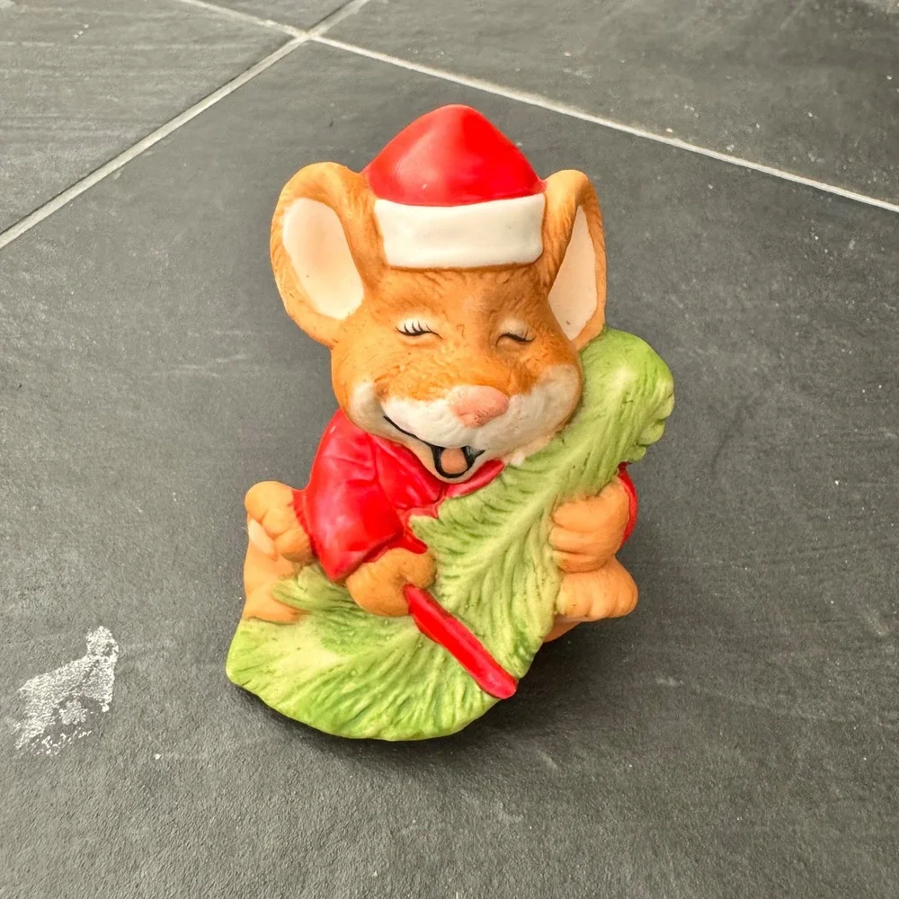 VTG Simson Giftware Ceramic Christmas Cute Miniature Mouse Figurine‎ Taiwan